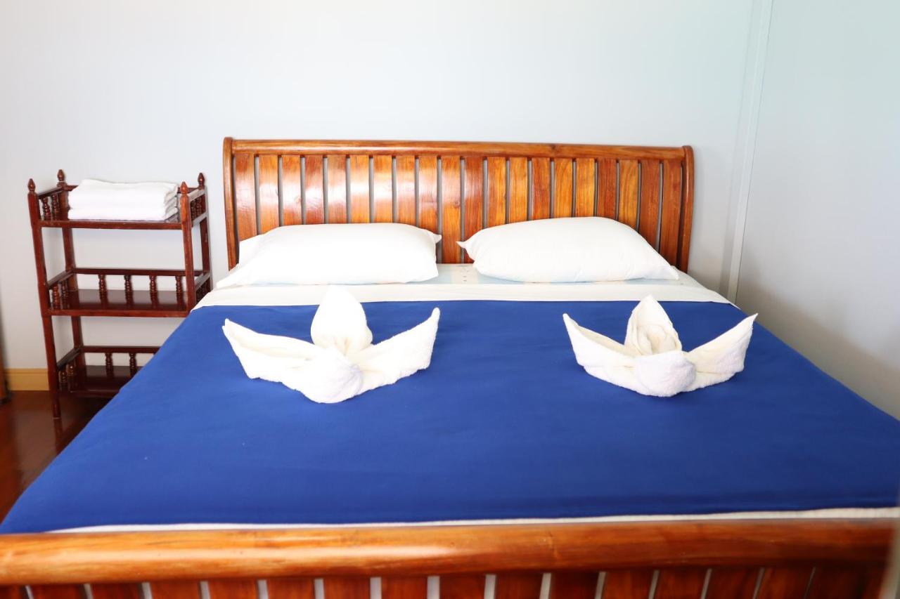 Ban Sulada Guest House Laem Ngop Luaran gambar