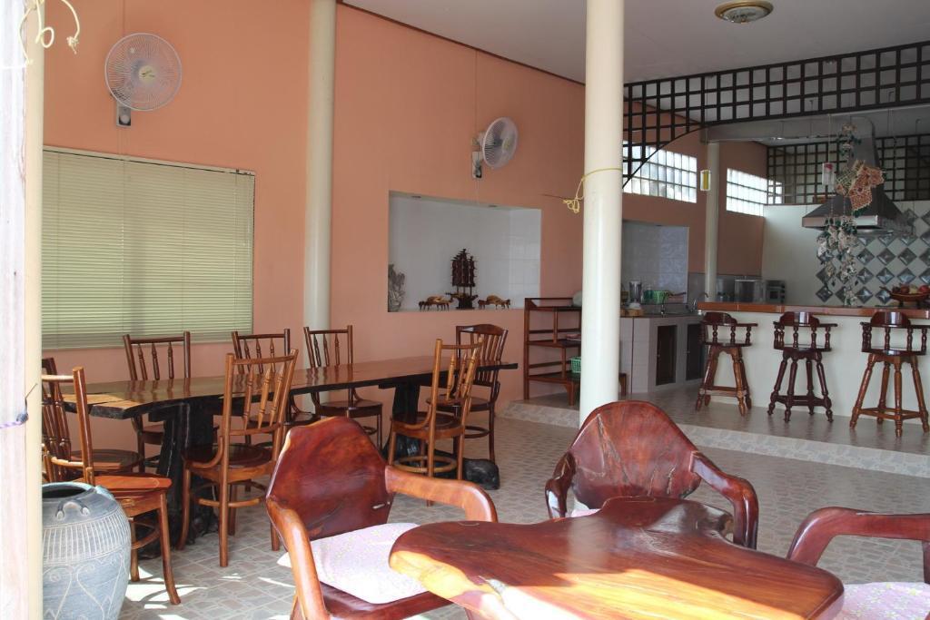 Ban Sulada Guest House Laem Ngop Luaran gambar
